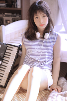 宝宝腿趴开一点就不会疼的原因和预